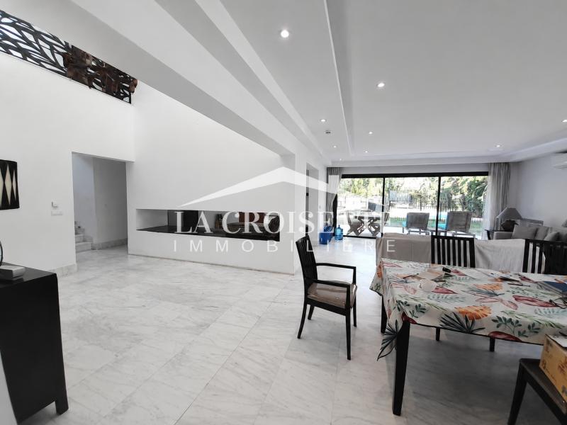 Villa S+5 à la Marsa